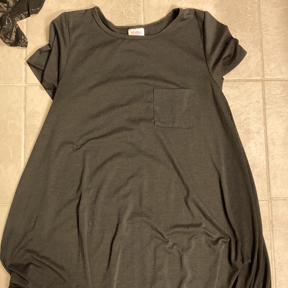 Solid black lularoe Carly.